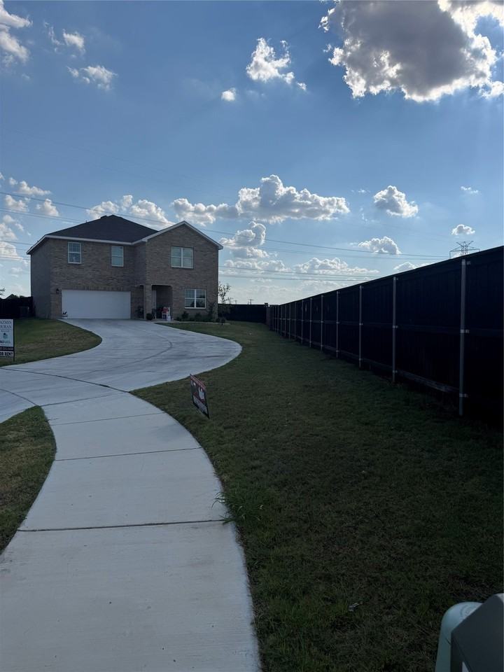 5677 Ladytown Ln - Photo 2 of 39