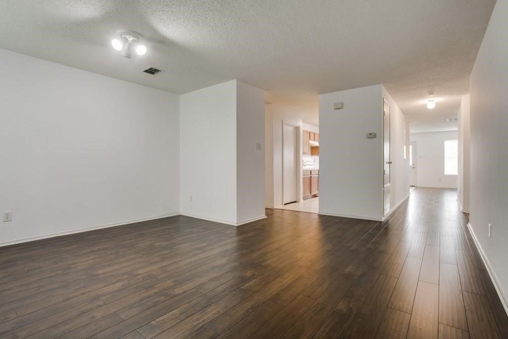 2800 Bissell Way - Photo 5 of 25