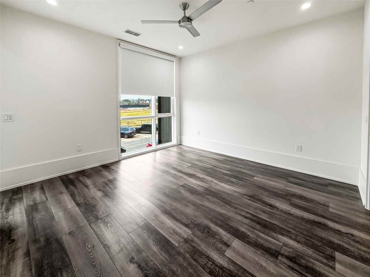 3525 Normandy Ave #32 - Photo 5 of 18