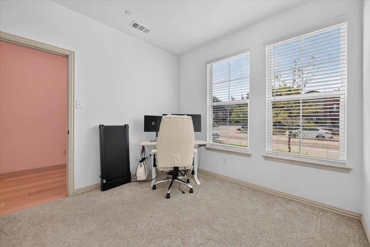 5360 Springlake Pkwy - Photo 7 of 22