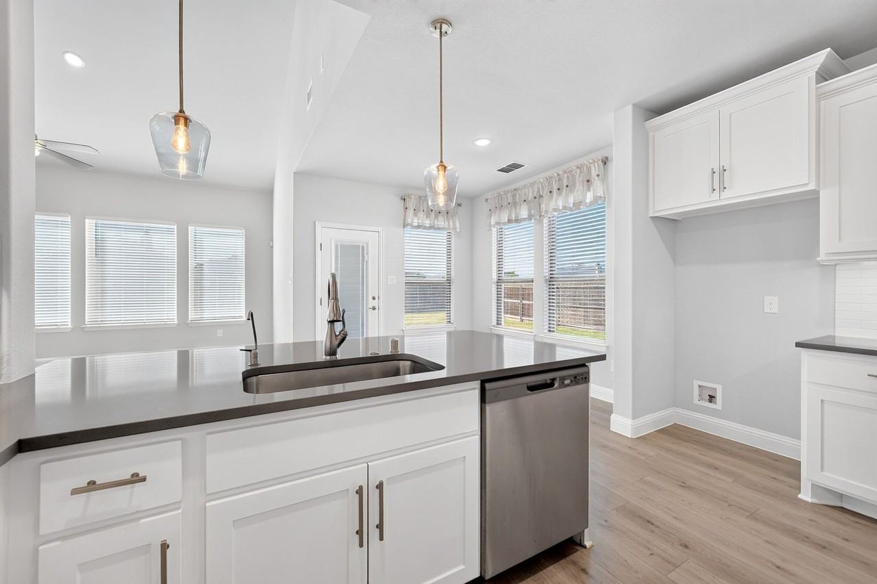 125 Joshua Tree Ct - Photo 3 of 39