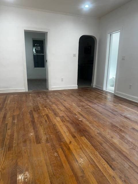 677 Sheffield Ave #2 - Photo 4 of 10