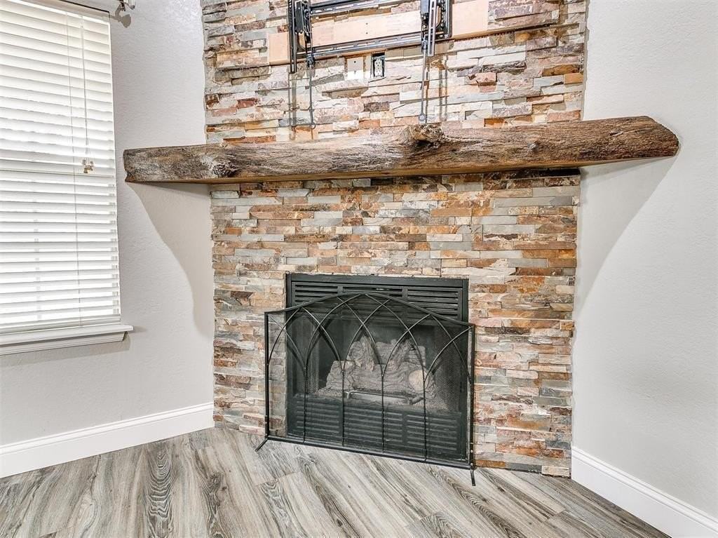 713 Night Hawk Dr - Photo 4 of 23