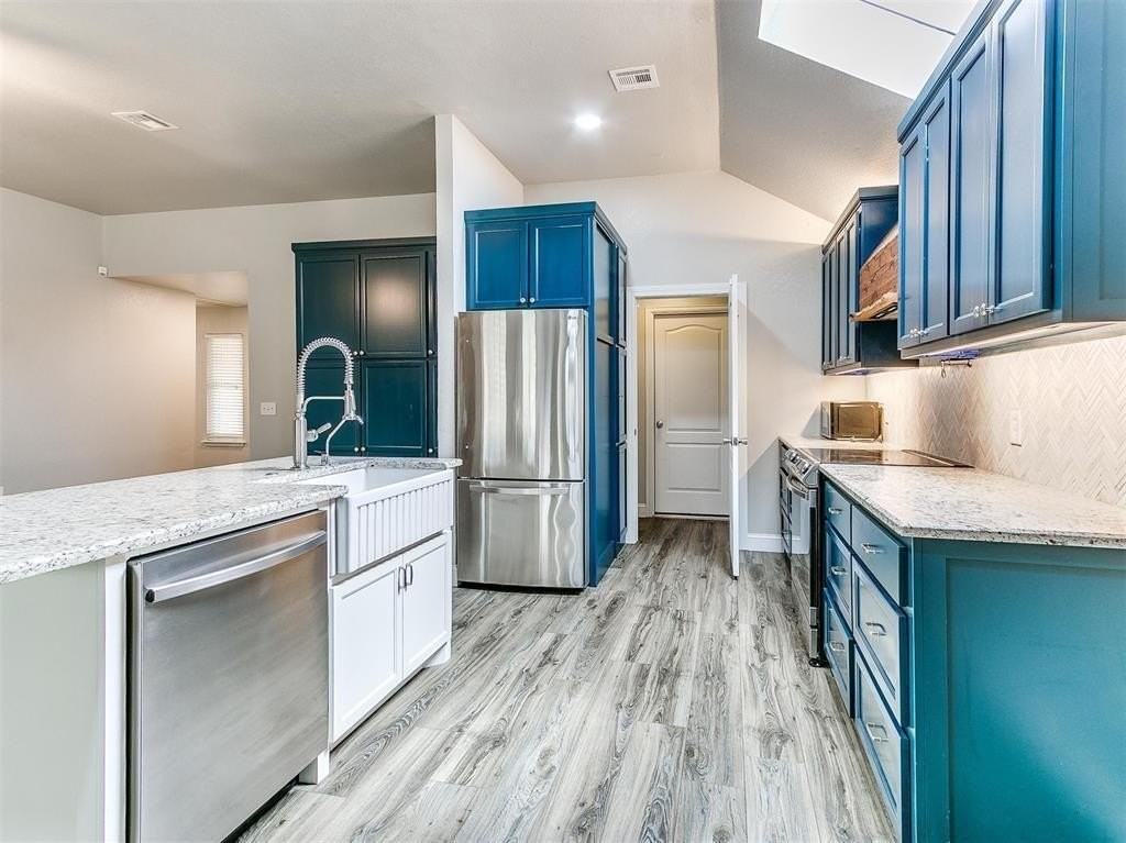 713 Night Hawk Dr - Photo 6 of 23