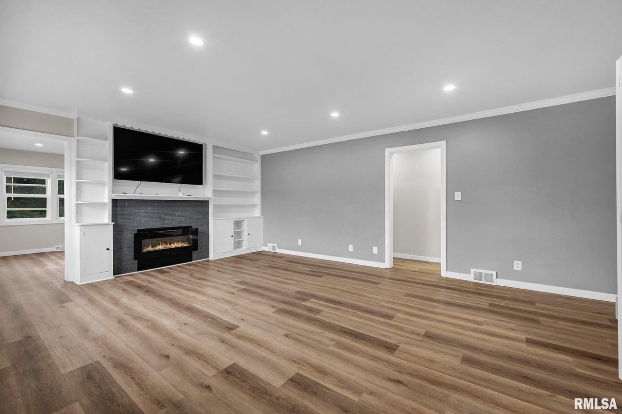 6605 N Sheridan Rd - Photo 2 of 23