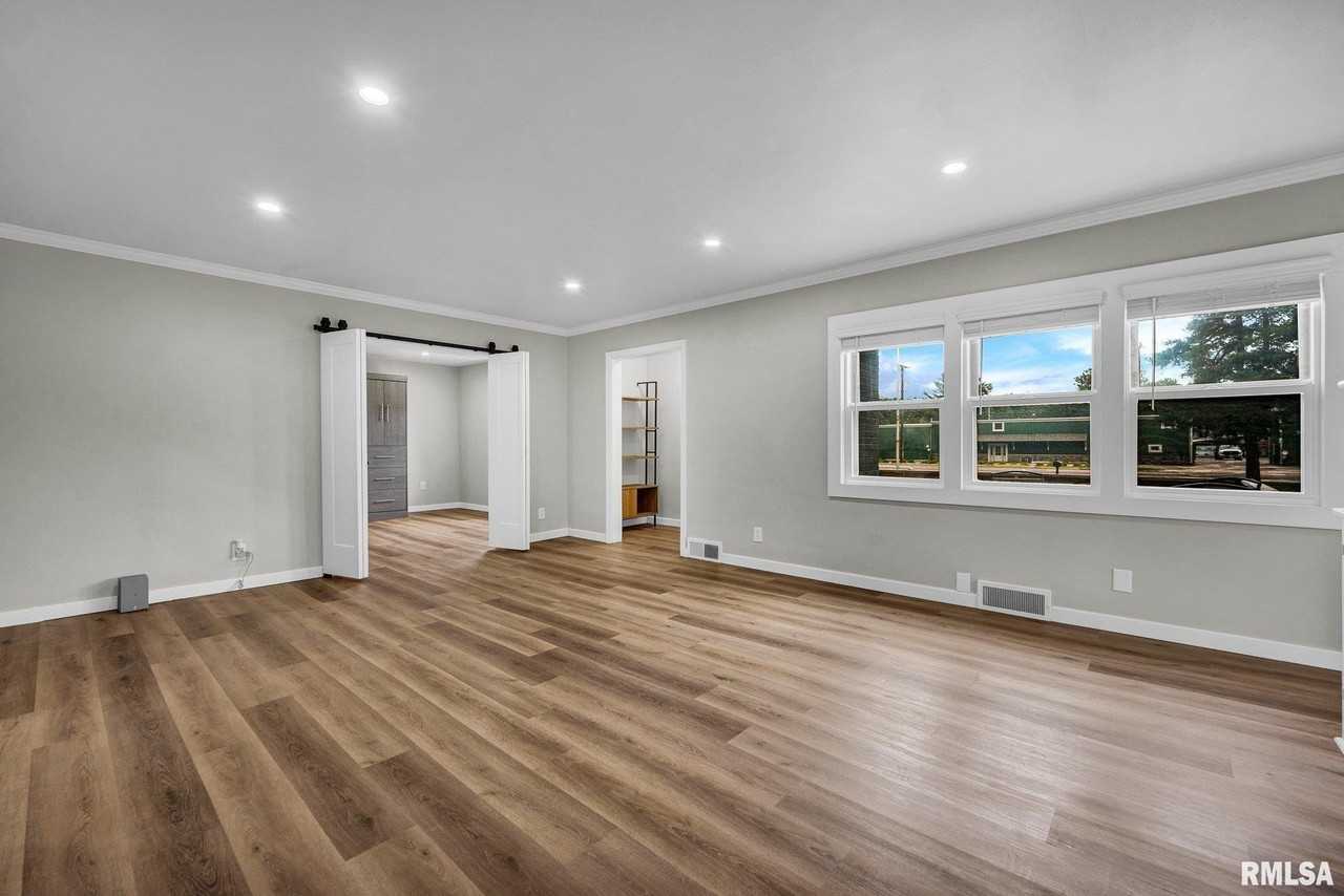 6605 N Sheridan Rd - Photo 5 of 23