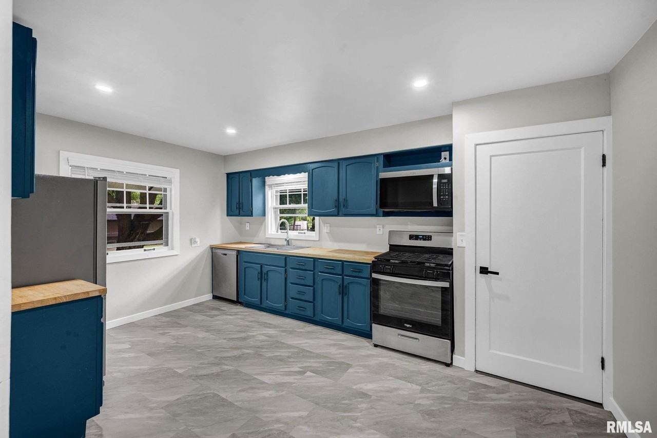 6605 N Sheridan Rd - Photo 7 of 23