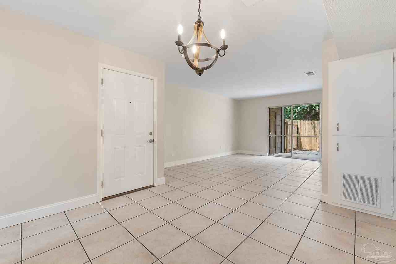 8101 Tippin Ave #F - Photo 6 of 35