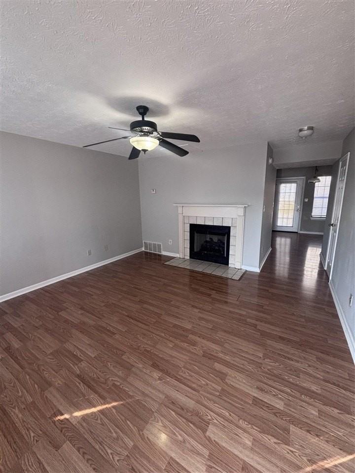 1746 Cave Mill Rd - Photo 2 of 8