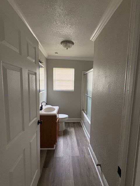 4635 Sullivan St #1 - Photo 5 of 6