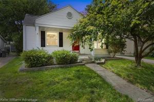 featured image of 617 S Edgeworth Ave