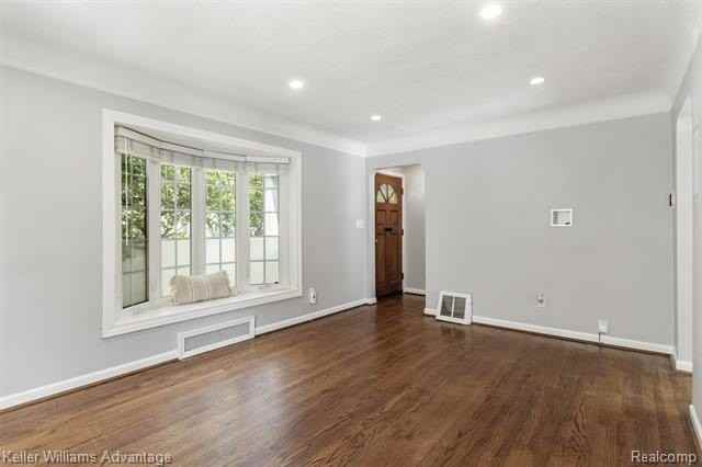 617 S Edgeworth Ave - Photo 2 of 14