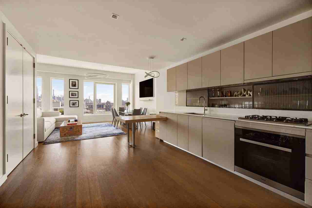 202 Broome St #12C - Photo 4 of 10