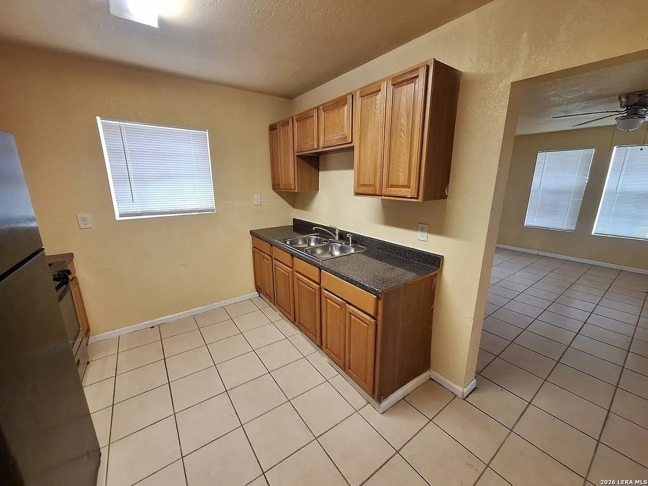 1040 Gulf - Photo 5 of 17