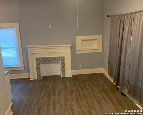 248 Clifford Ct #101 - Photo 3 of 9