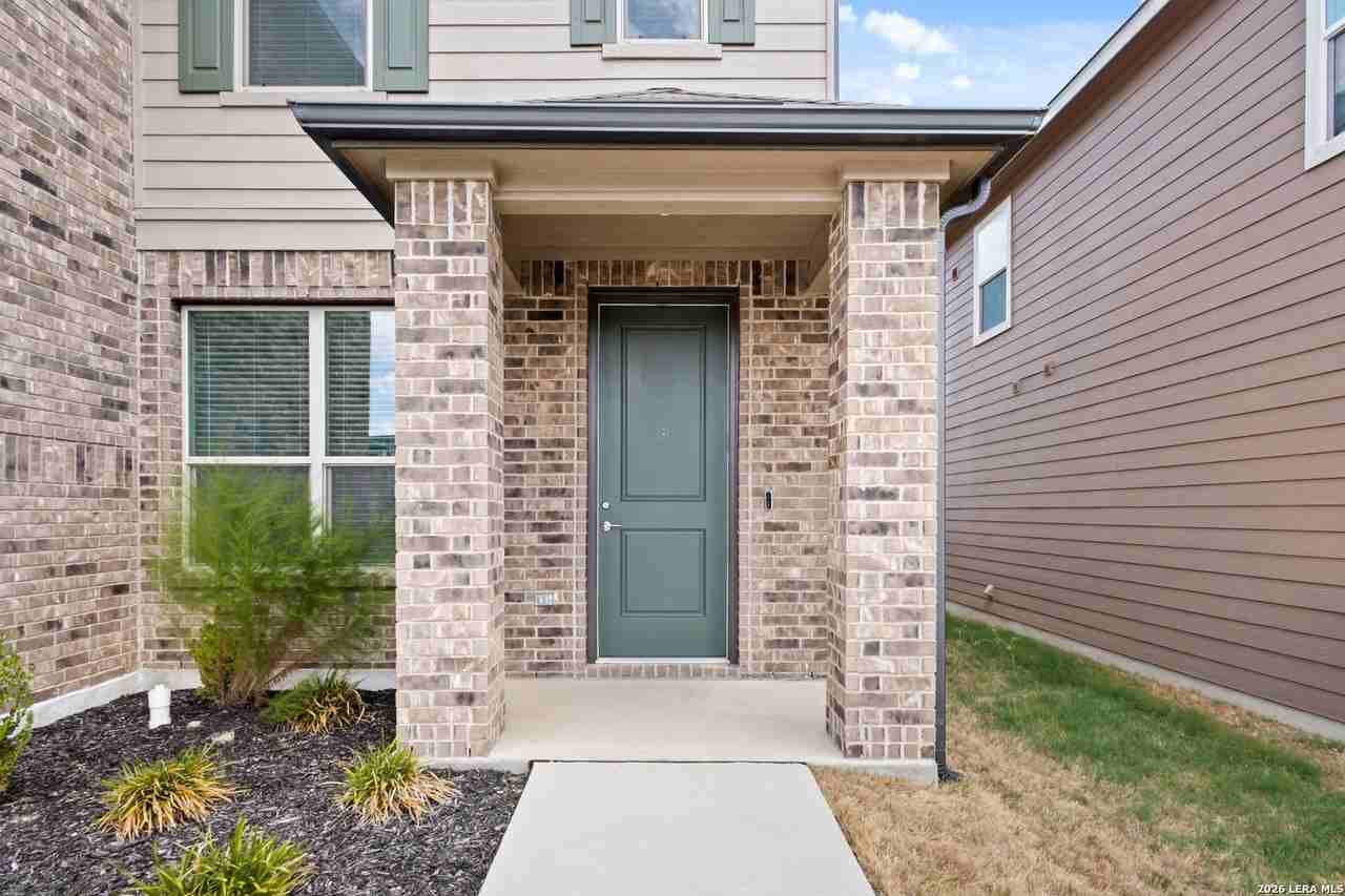 224 Beristain Cv - Photo 2 of 24