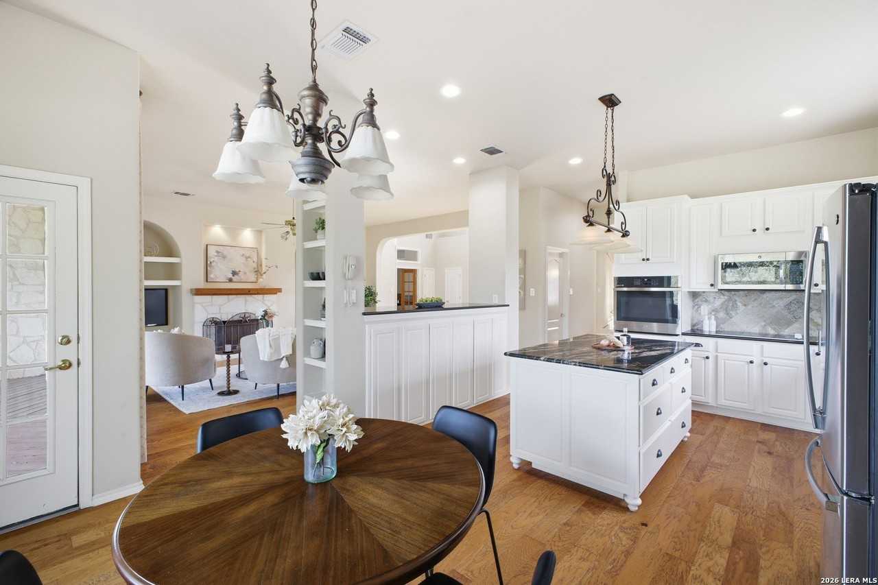 148 N Stallion Estates Dr - Photo 3 of 50