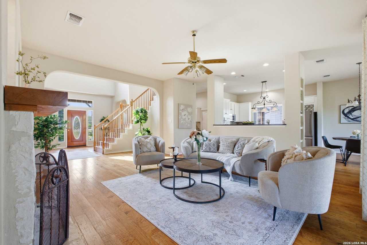 148 N Stallion Estates Dr - Photo 4 of 50