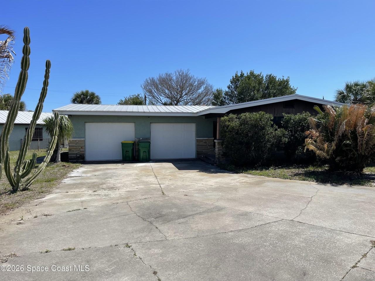 1601 Virginia Dr - Photo 2 of 19