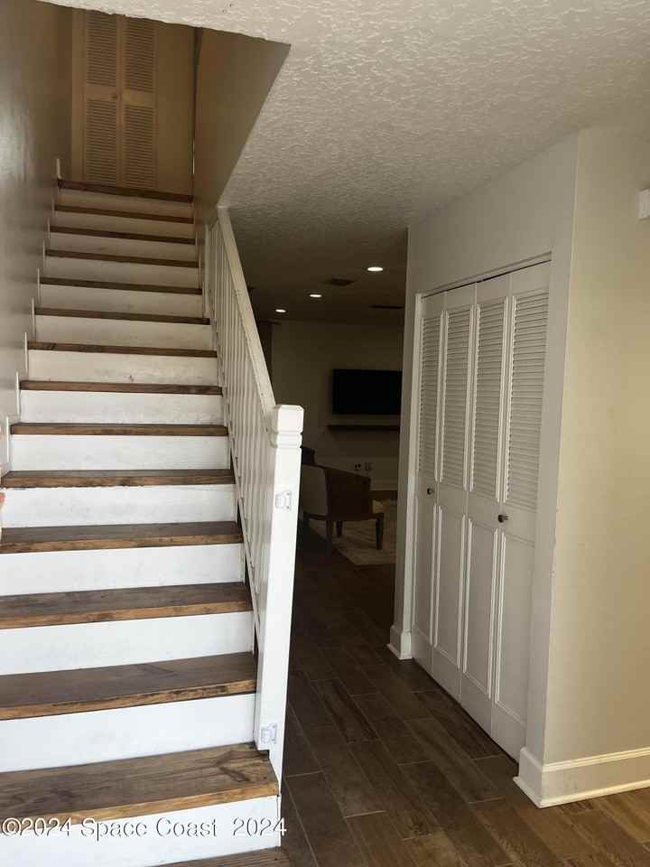1003 Ashley Ave - Photo 2 of 14