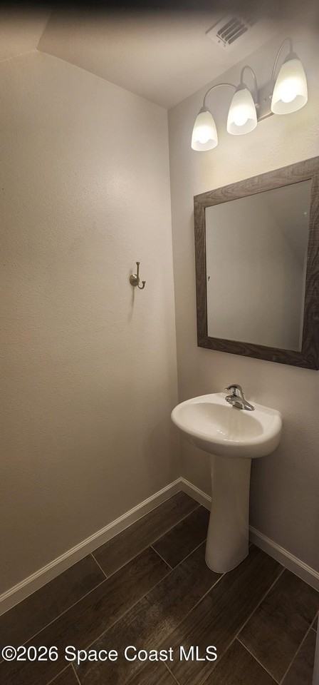 92 Clemente Dr - Photo 6 of 33