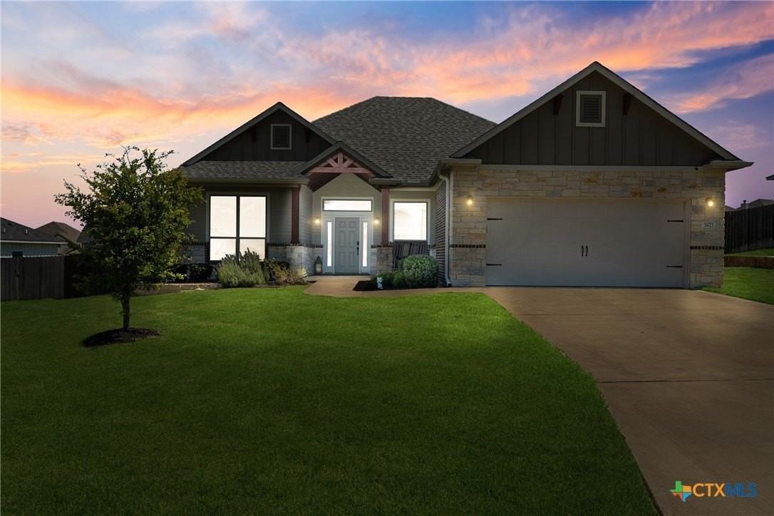 7822 Kendall Hill Dr - Photo 2 of 43