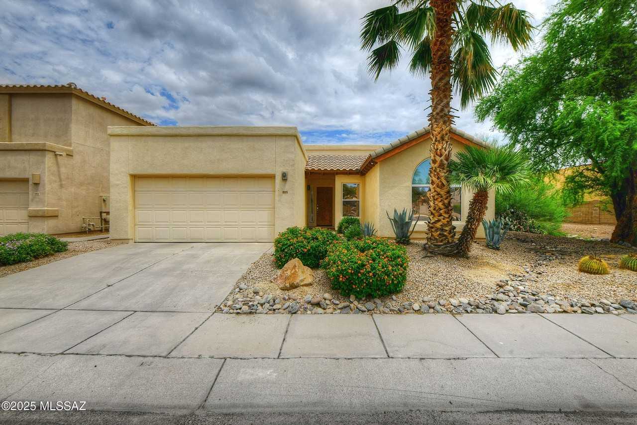 11979 N Labyrinth Dr - Photo 2 of 21