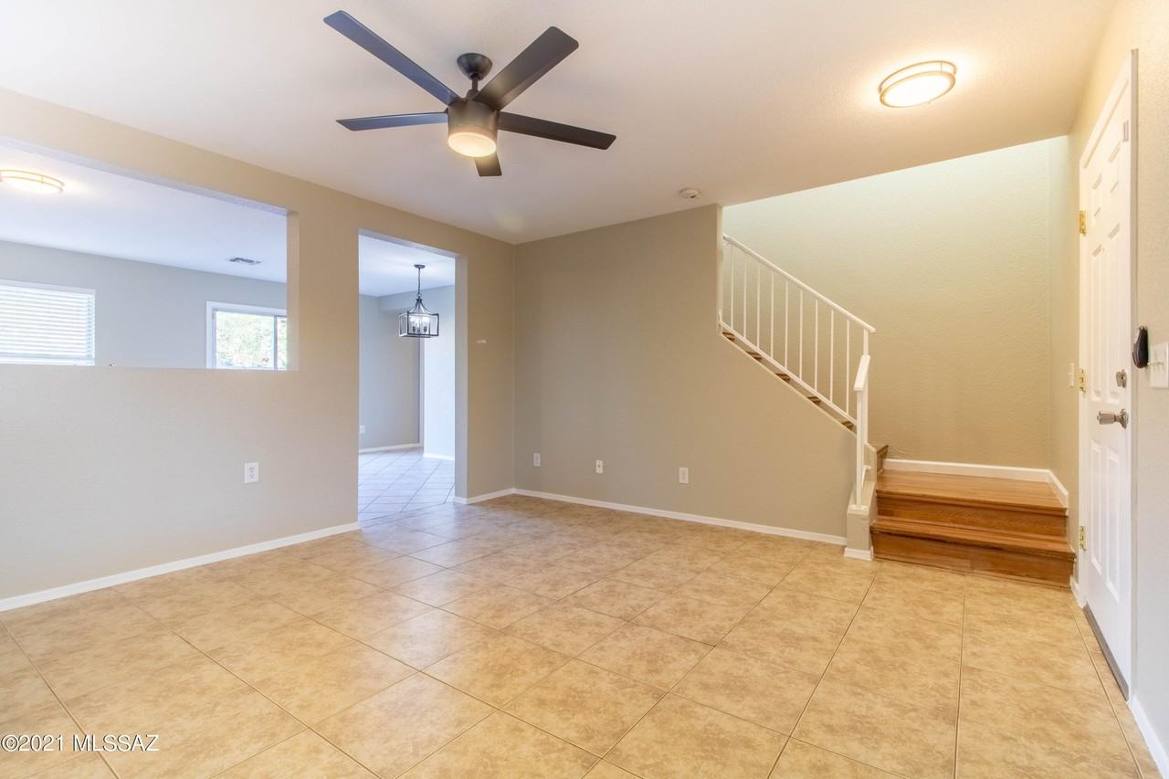 7043 S Gull Ln - Photo 4 of 19
