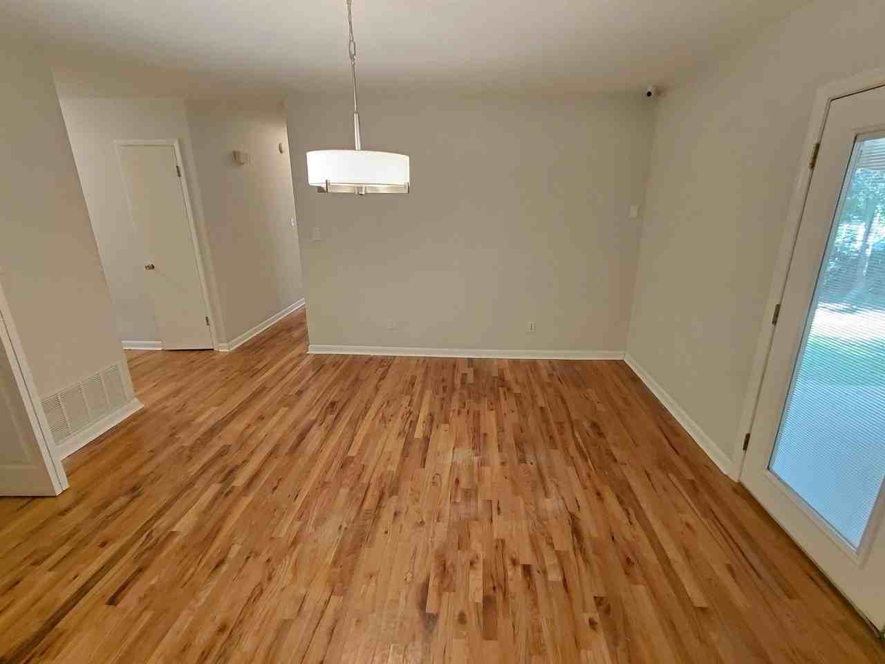 2106 Scenic Rd - Photo 7 of 19