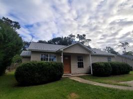 featured image of 1418 Glenda Dr