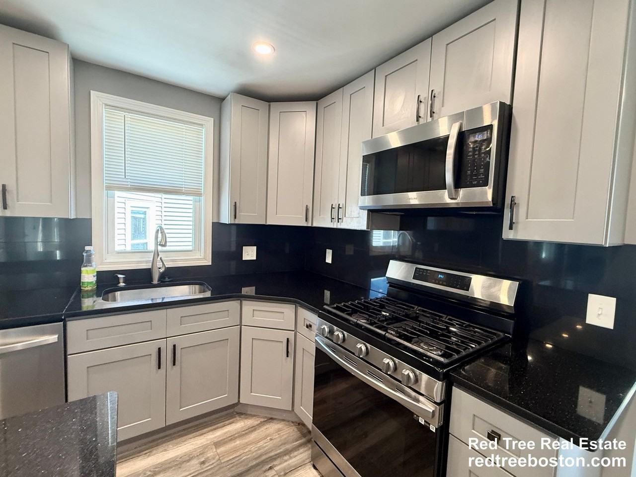 14 Vermont Ave #3 - Photo 2 of 16