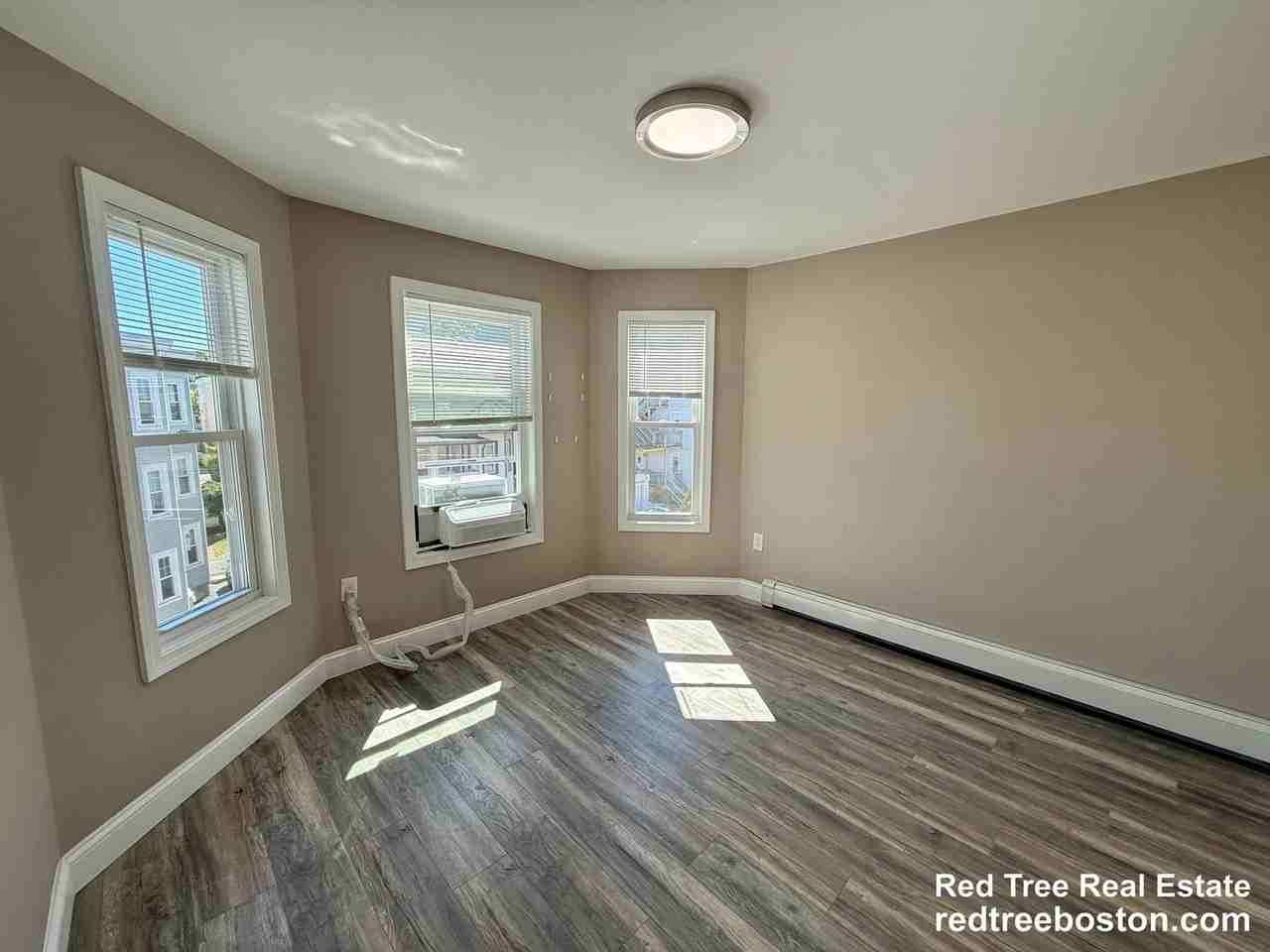 14 Vermont Ave #3 - Photo 5 of 16