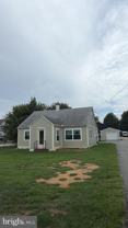 2318 S Dupont Blvd - Photo 1 of 1