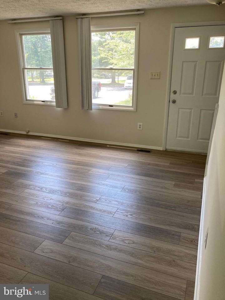 6632 Pebble Ct - Photo 2 of 27