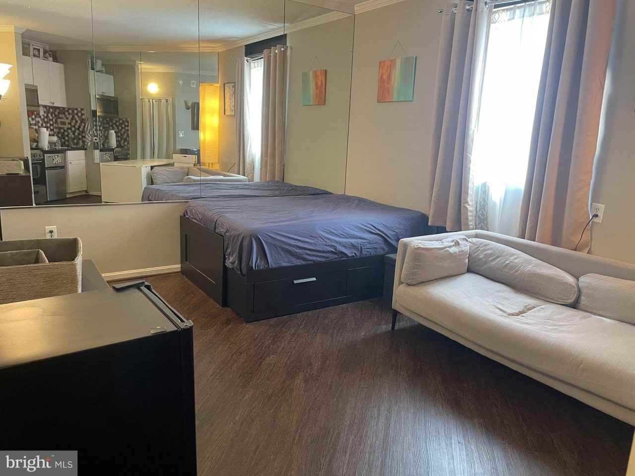 4242 E West Hwy #1103 - Photo 4 of 10