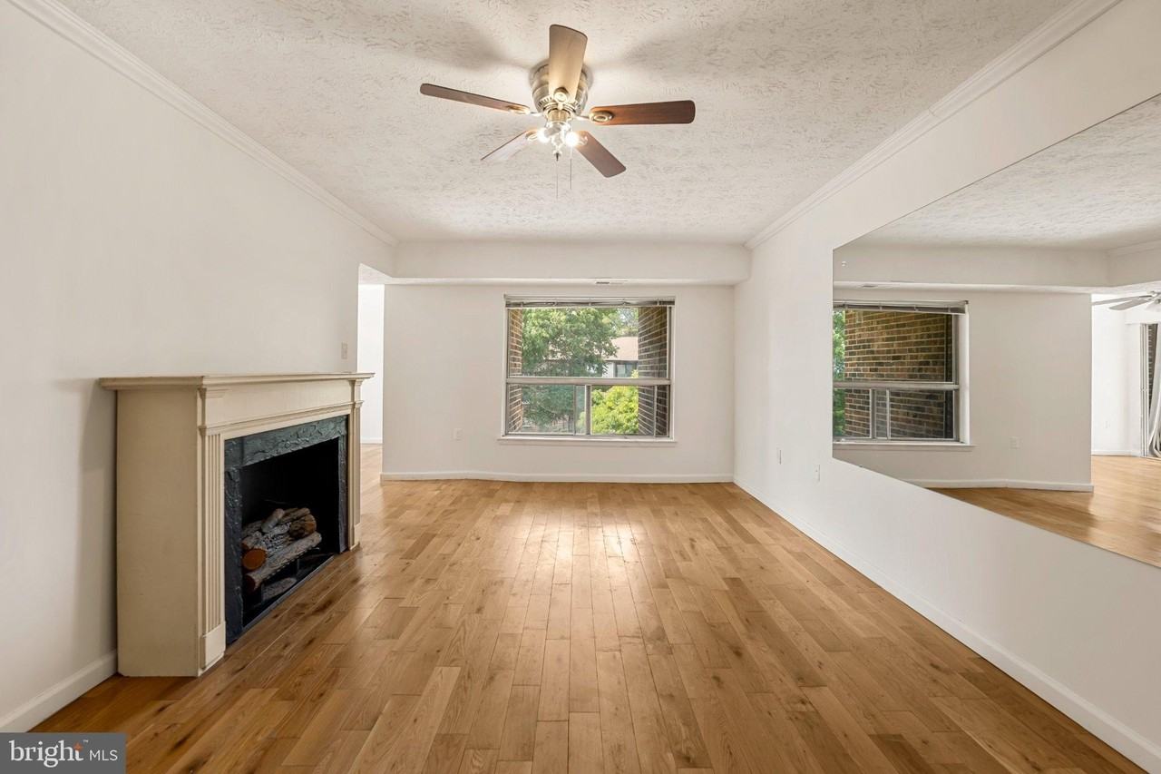 7716 Hanover Pkwy #304 - Photo 3 of 22