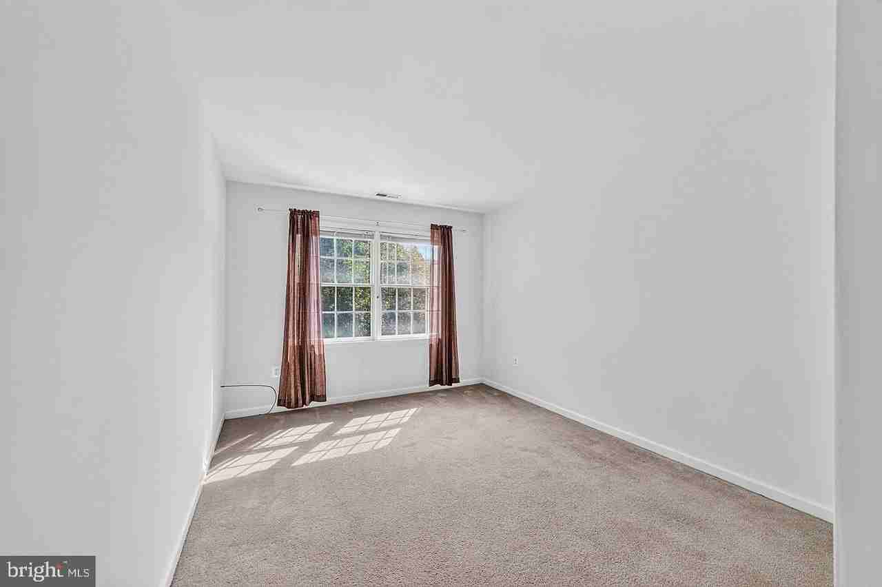 25 Brittany Ct - Photo 5 of 45