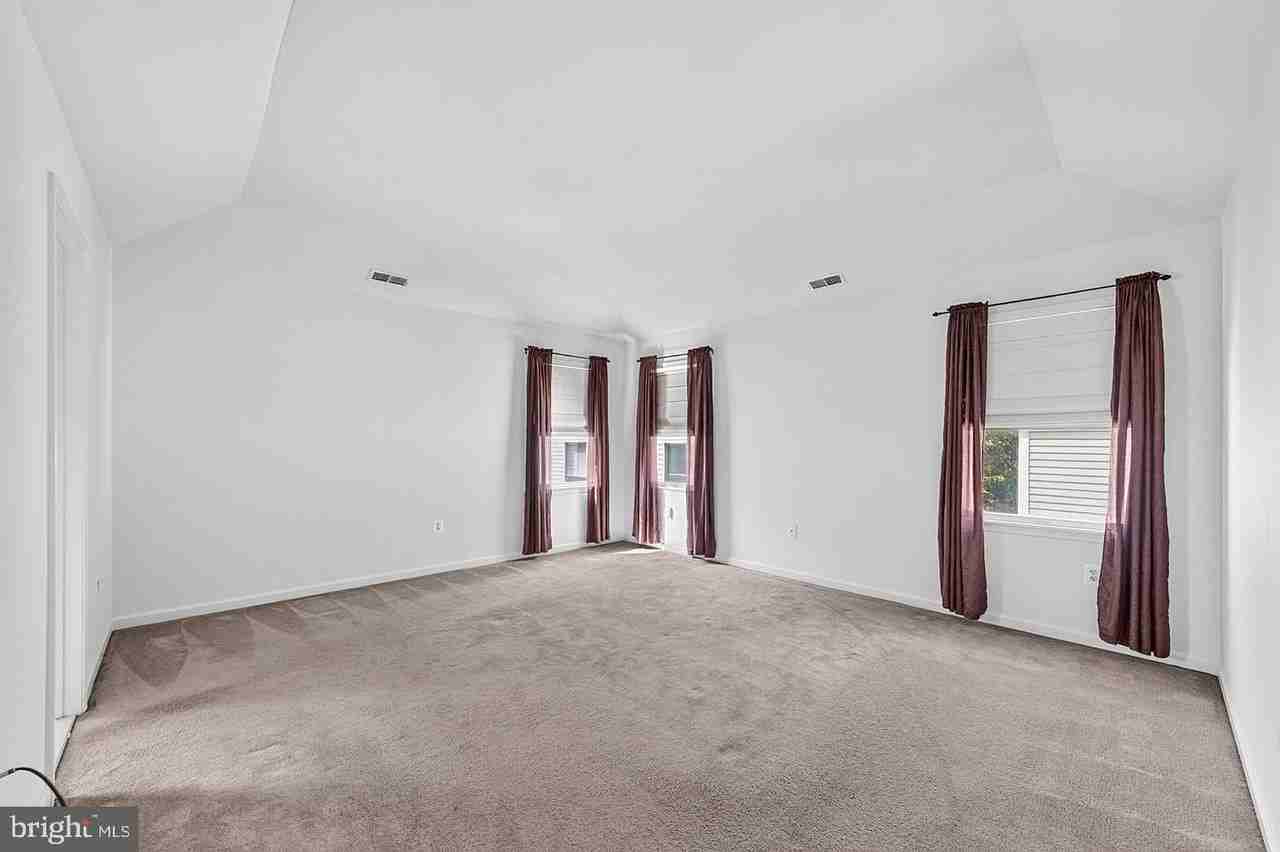 25 Brittany Ct - Photo 7 of 45