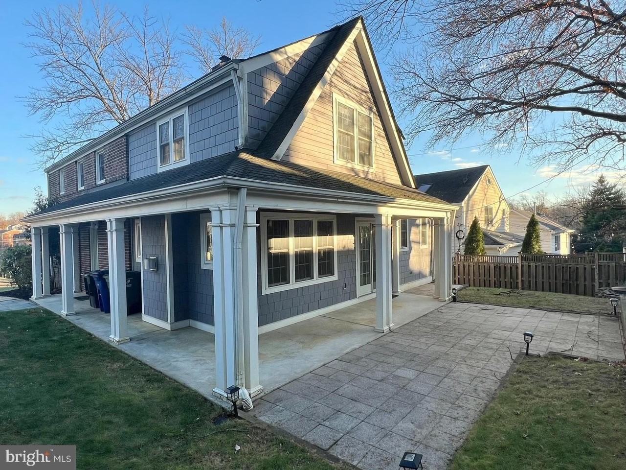 1010 N Kentucky St - Photo 2 of 50