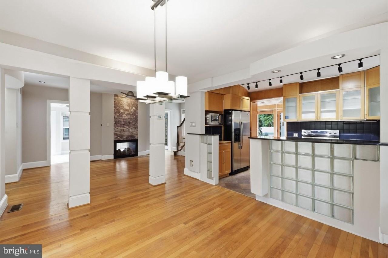 1706 N Glebe Rd - Photo 5 of 44