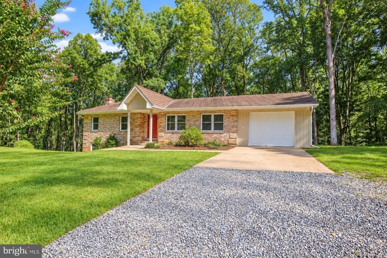 6065 Eagles Nest Ln - Photo 2 of 30