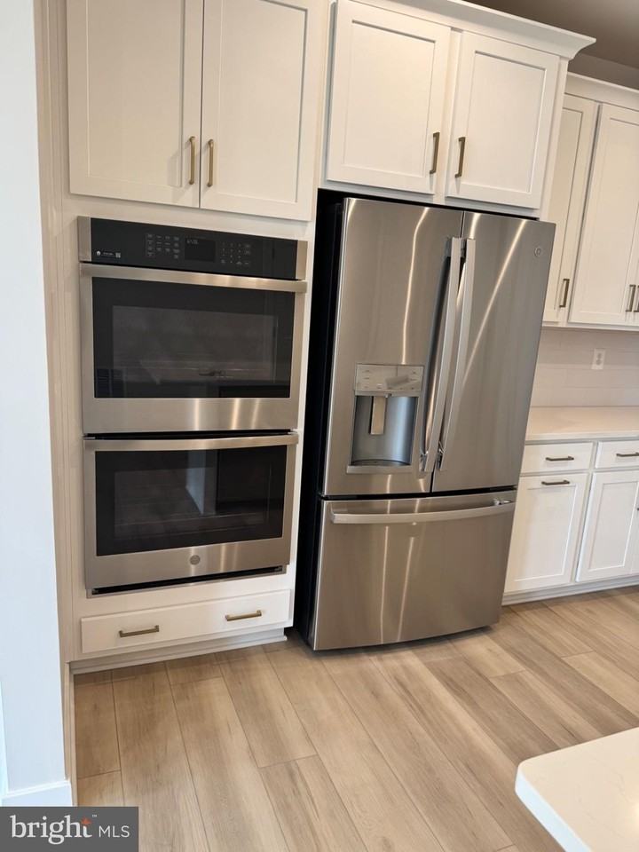 14134 SLATE Street - Photo 2 of 16