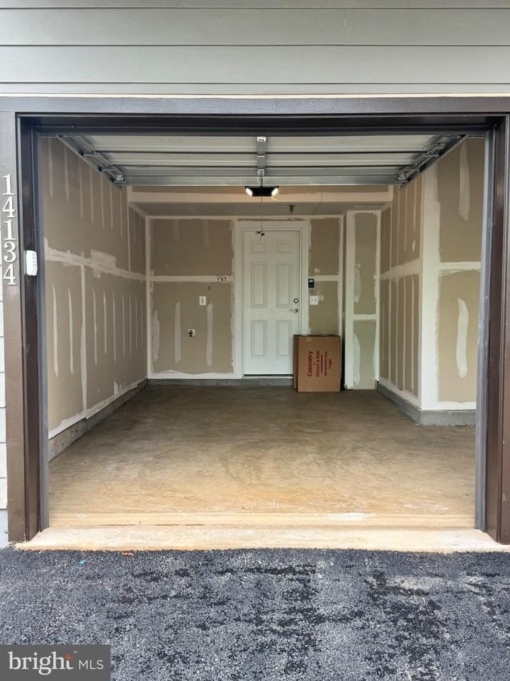 14134 SLATE Street - Photo 4 of 16
