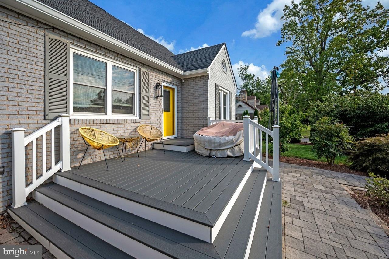 1001 Clearview Ave - Photo 7 of 50