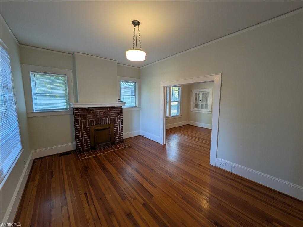 817 Hutton St - Photo 6 of 16