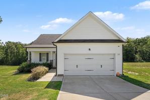 featured image of 43 Henhouse Ct