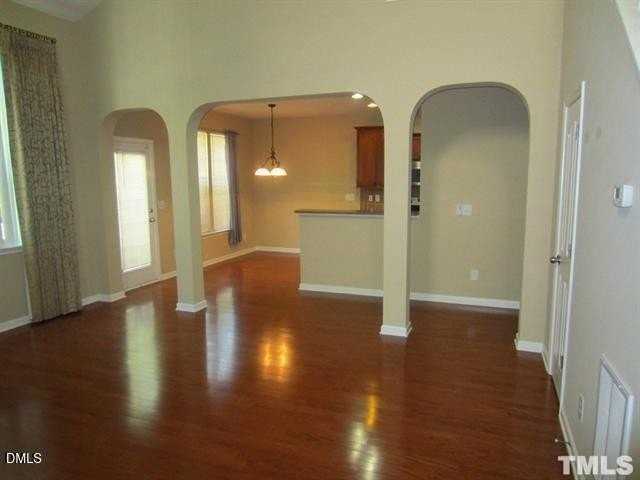 223 Churchview St - Photo 2 of 11