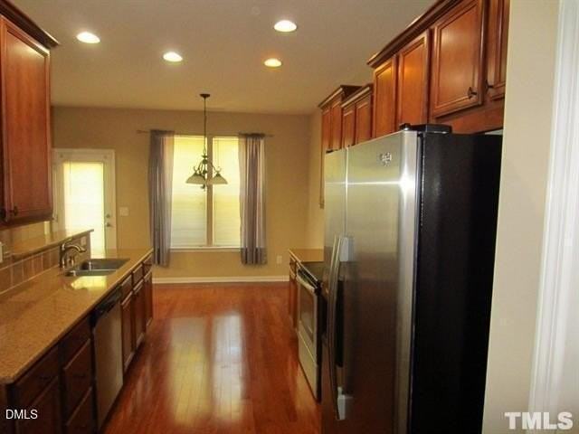 223 Churchview St - Photo 3 of 11