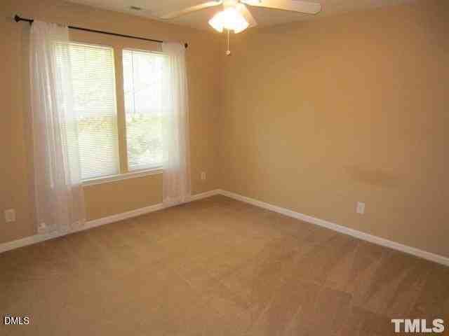 223 Churchview St - Photo 4 of 11