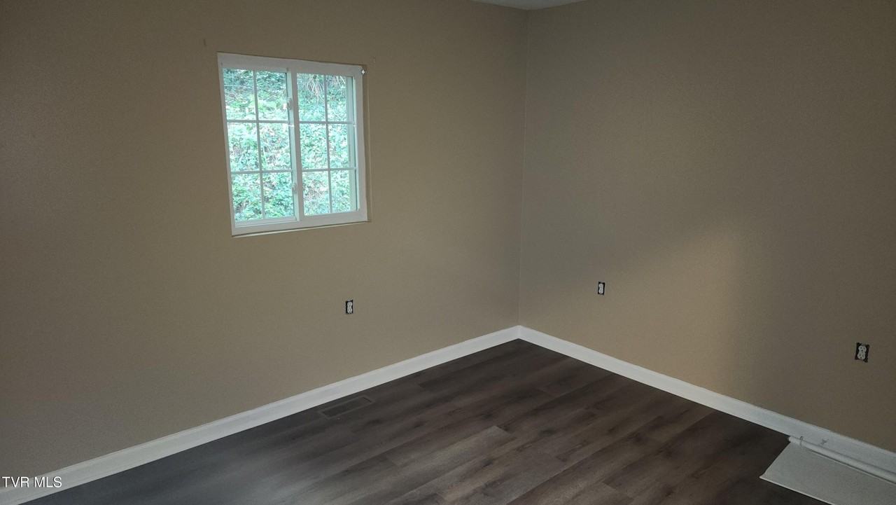 2812 Broad St #2812 - Photo 6 of 8